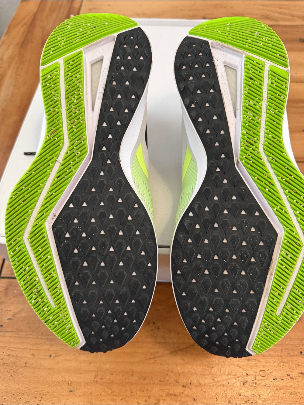 Nike Women’s Air Zoom Winflo size 10.5 - Picture 4 of 14